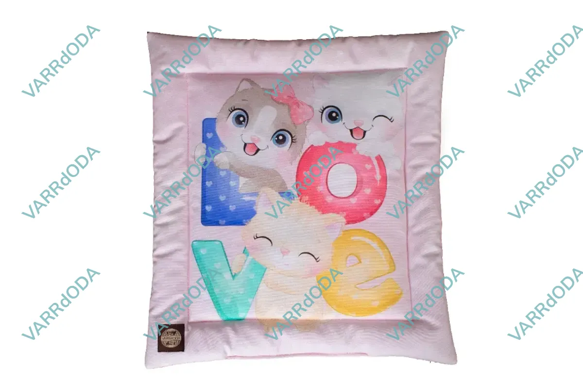 Boldog cicák prémium baba párna