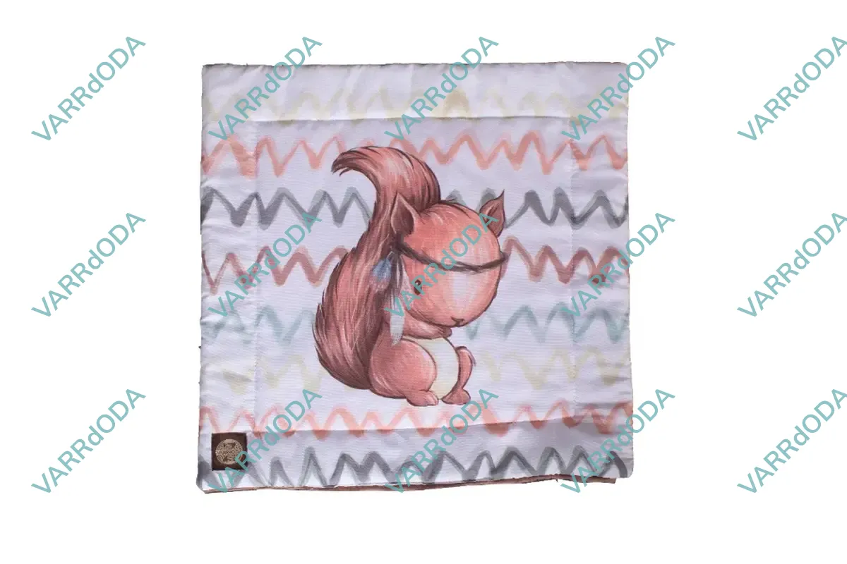 Fehér erdő- mókus baba párna