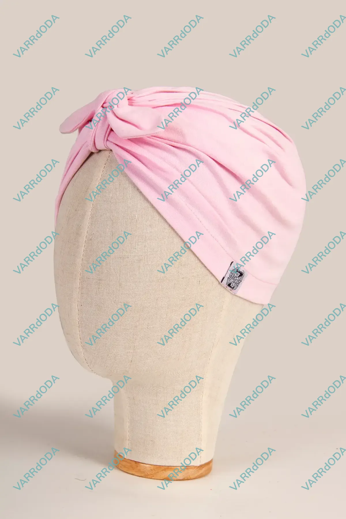 Rózsaszín turbán sapka