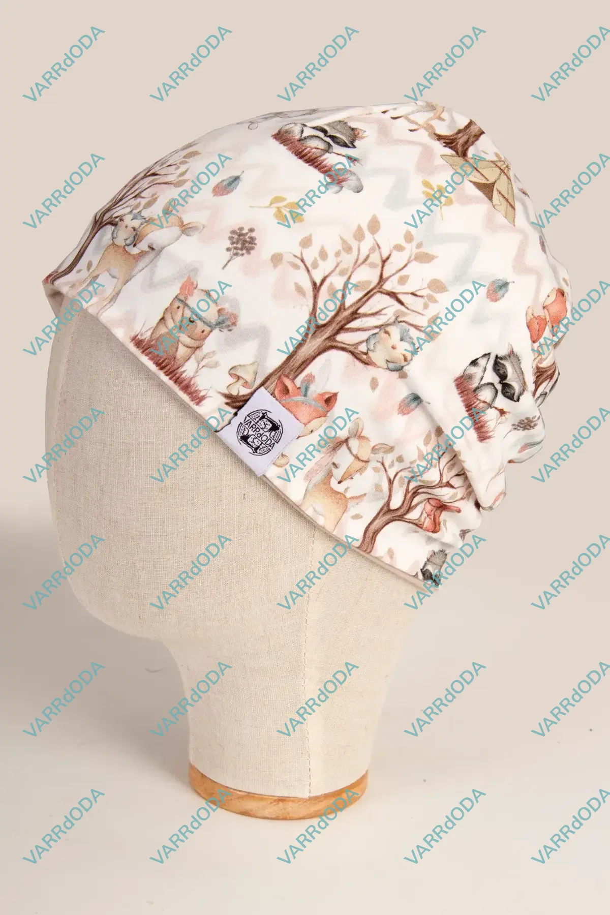 Erdei állatos lezser sapka