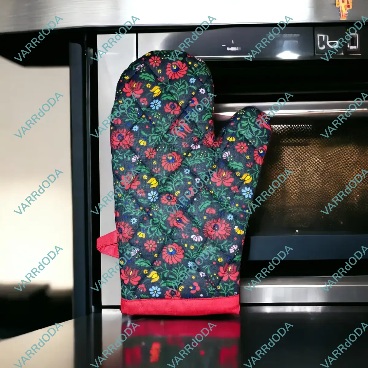 Fekete-piros kalocsai sütőkesztyű