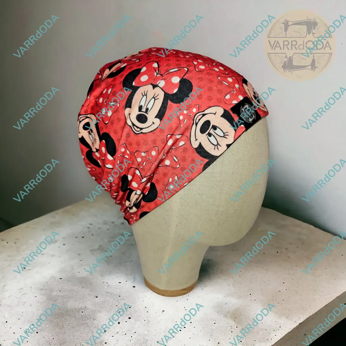 Piros minnie lezser sapka