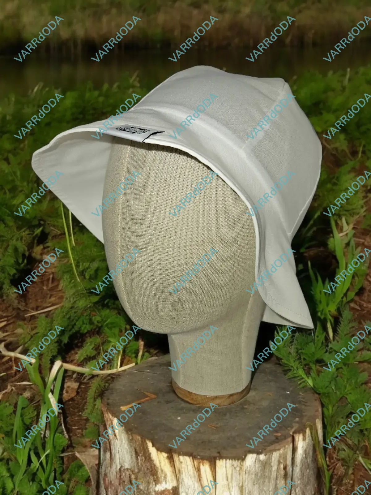 Fehér napozó kalap