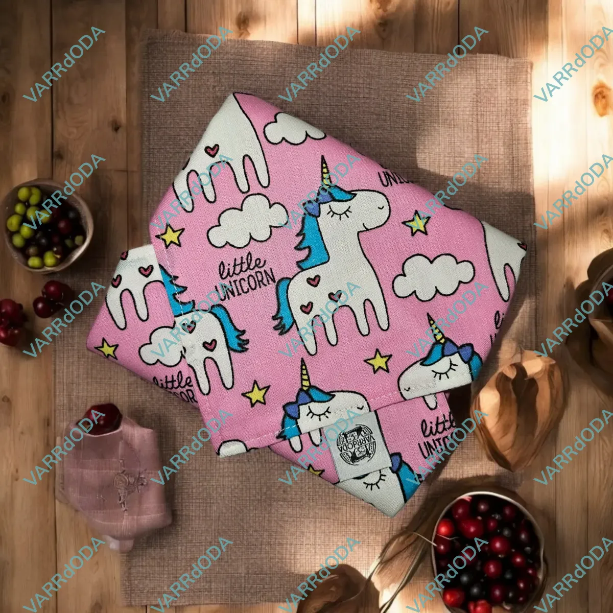 Kicsi unikornis újraszalvéta