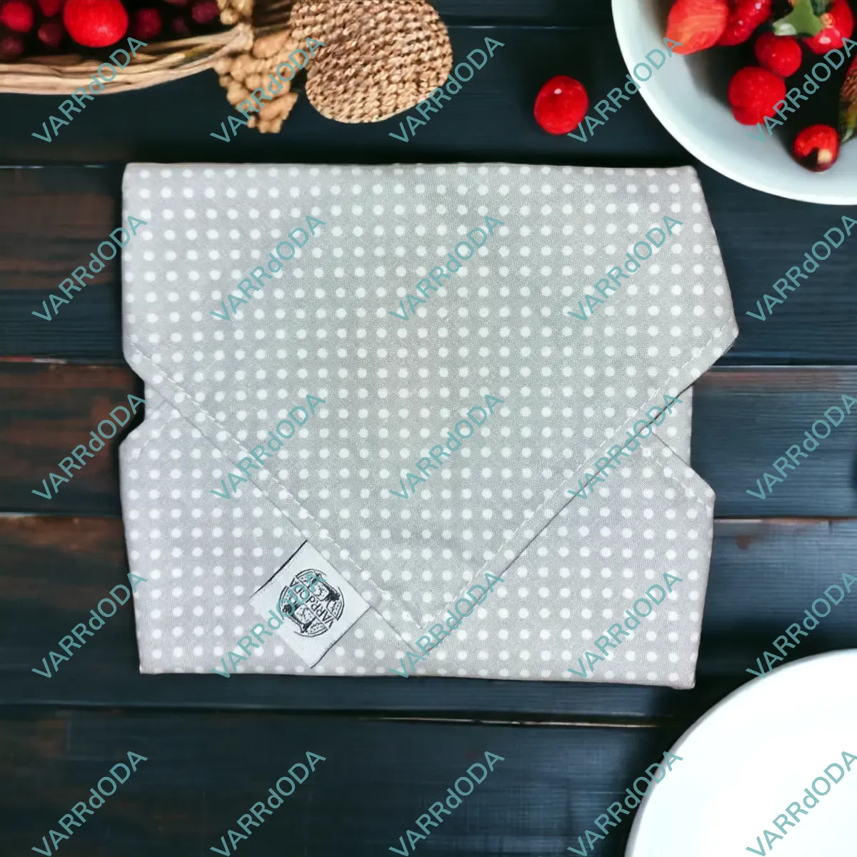 Szürke pöttyös újraszalvéta